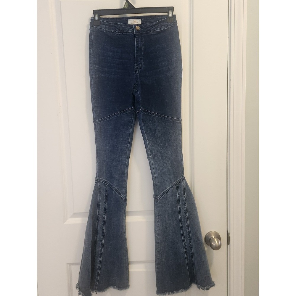 Sunland 17 Flare Bellbottom Jeans Dark Blue Stitched Panel Raw Hem Womens S